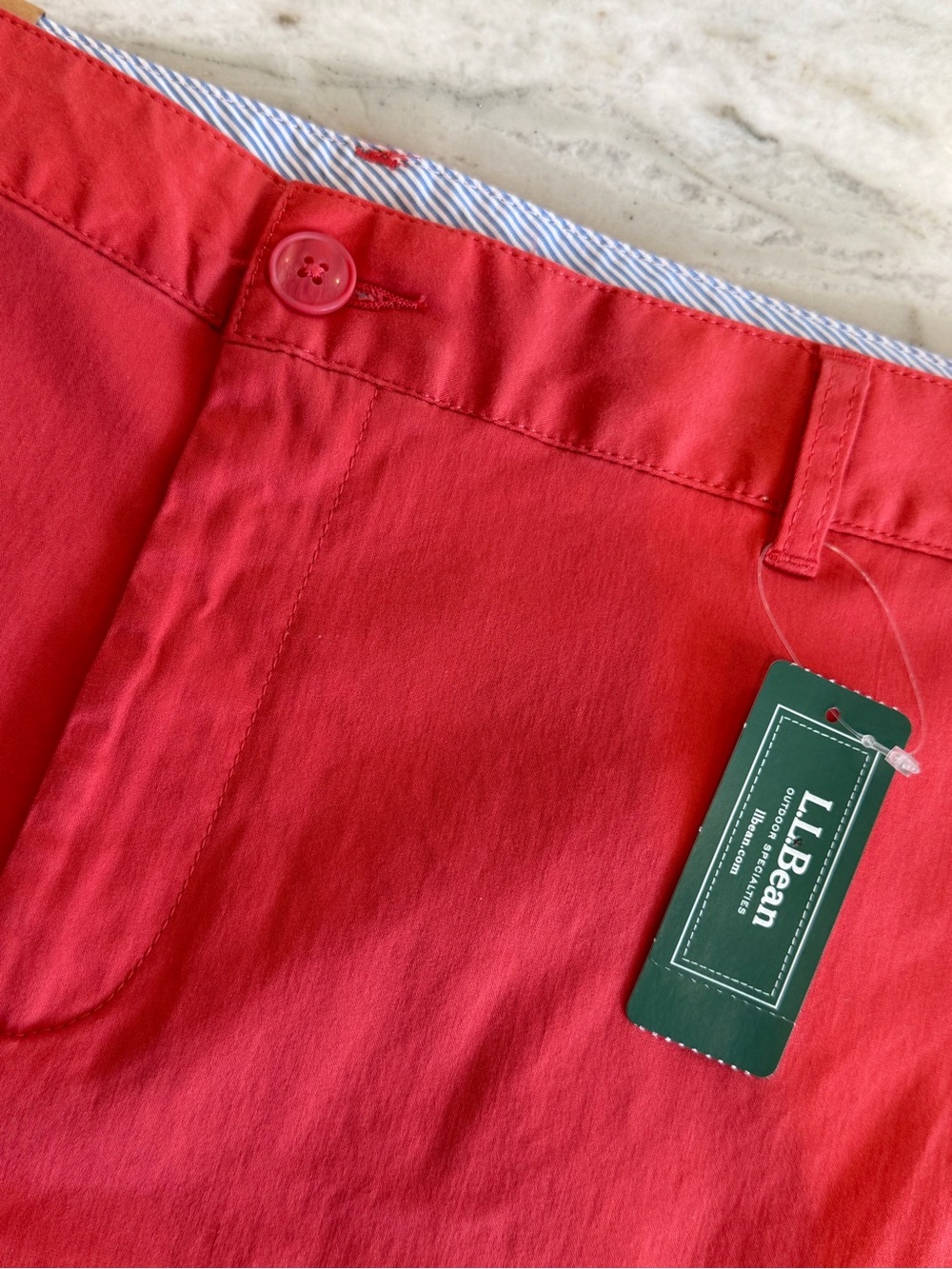 L.L. BEAN Favorite Fit Washed Cotton Chino Shorts Coral Red Sea Rose Size 18 NWT - Picture 9 of 16